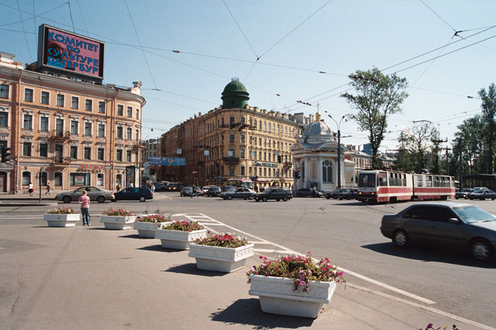 gal/St._Peterburg_July_2007_(by_Basil)/imgAA025.jpg